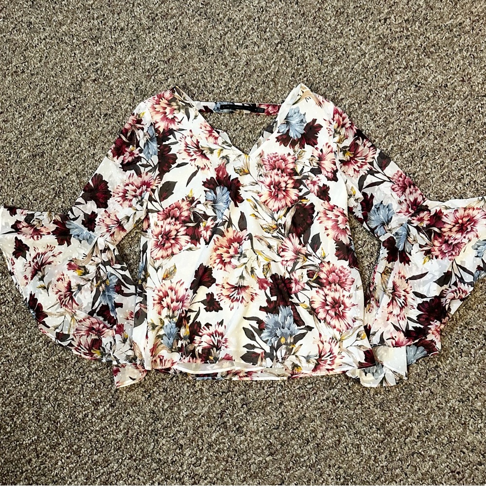 White House black market top